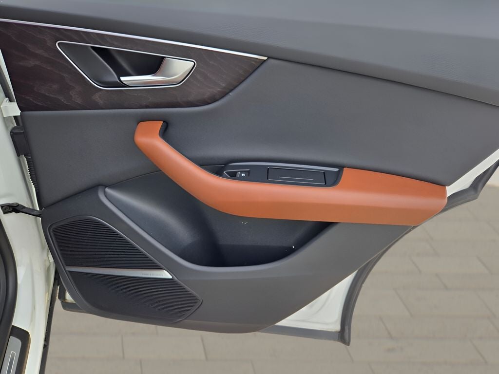 2022 Audi Q8 55 Premium Plus quattro