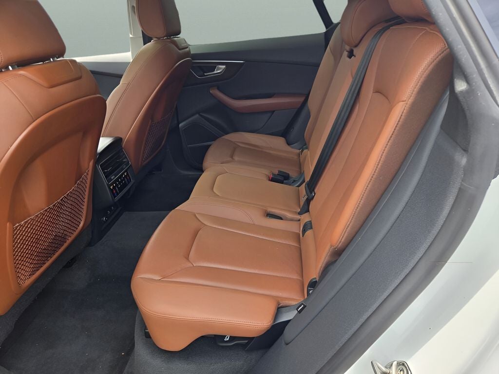 2022 Audi Q8 55 Premium Plus quattro