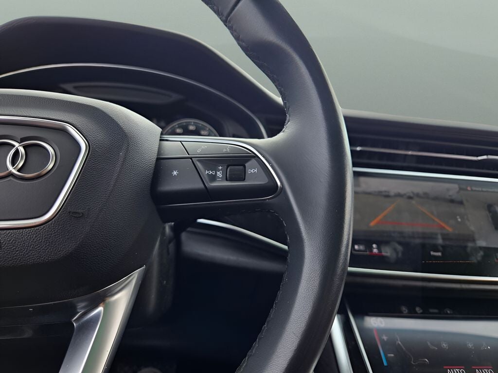 2022 Audi Q8 55 Premium Plus quattro