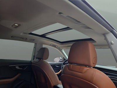 2022 Audi Q8 55 Premium Plus quattro