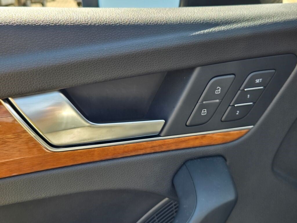 2023 Audi Q5 45 S line Premium Plus quattro