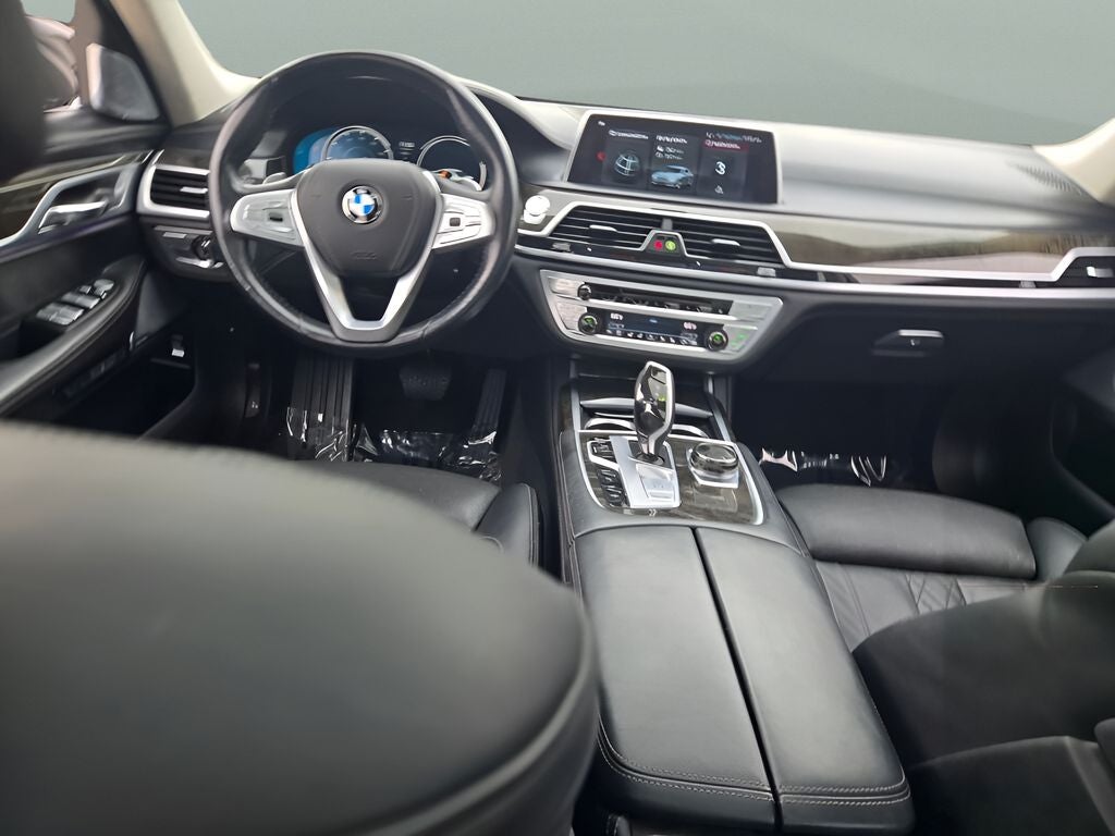 2018 BMW 7 Series 740e xDrive iPerformance
