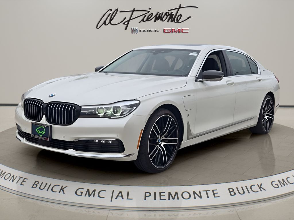 2018 BMW 7 Series 740e xDrive iPerformance