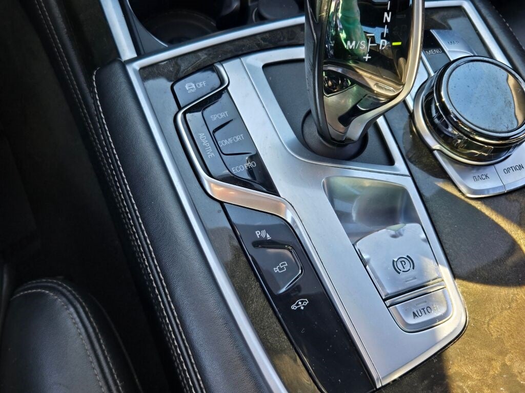 2020 BMW 7 Series 740i