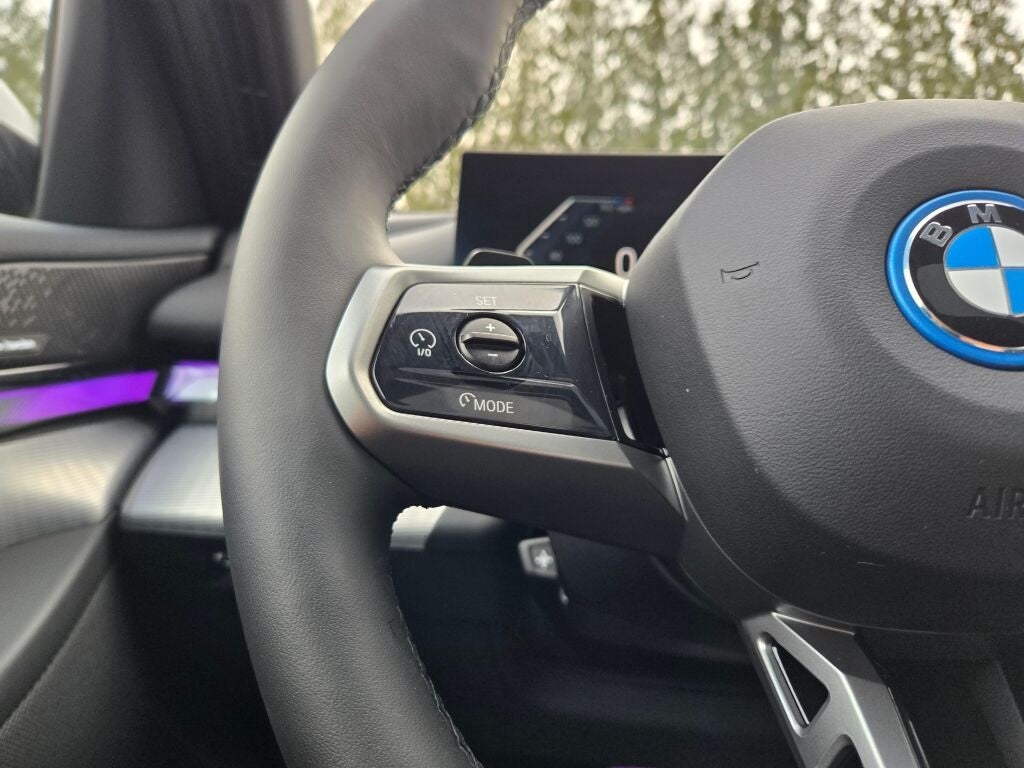 2026 BMW i5 xDrive40