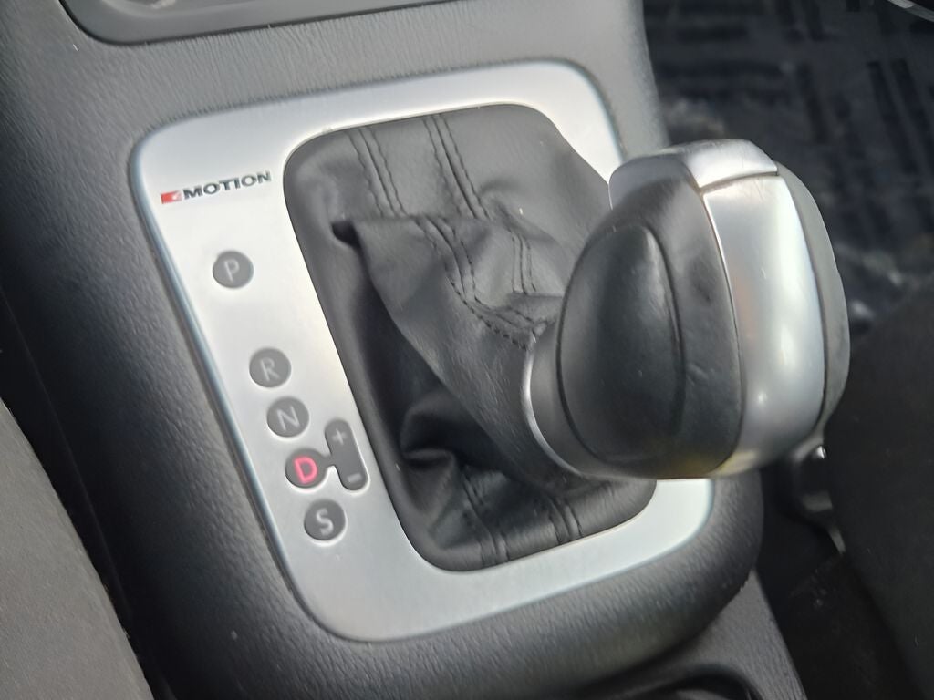 2018 Volkswagen Tiguan Limited 2.0T 4Motion