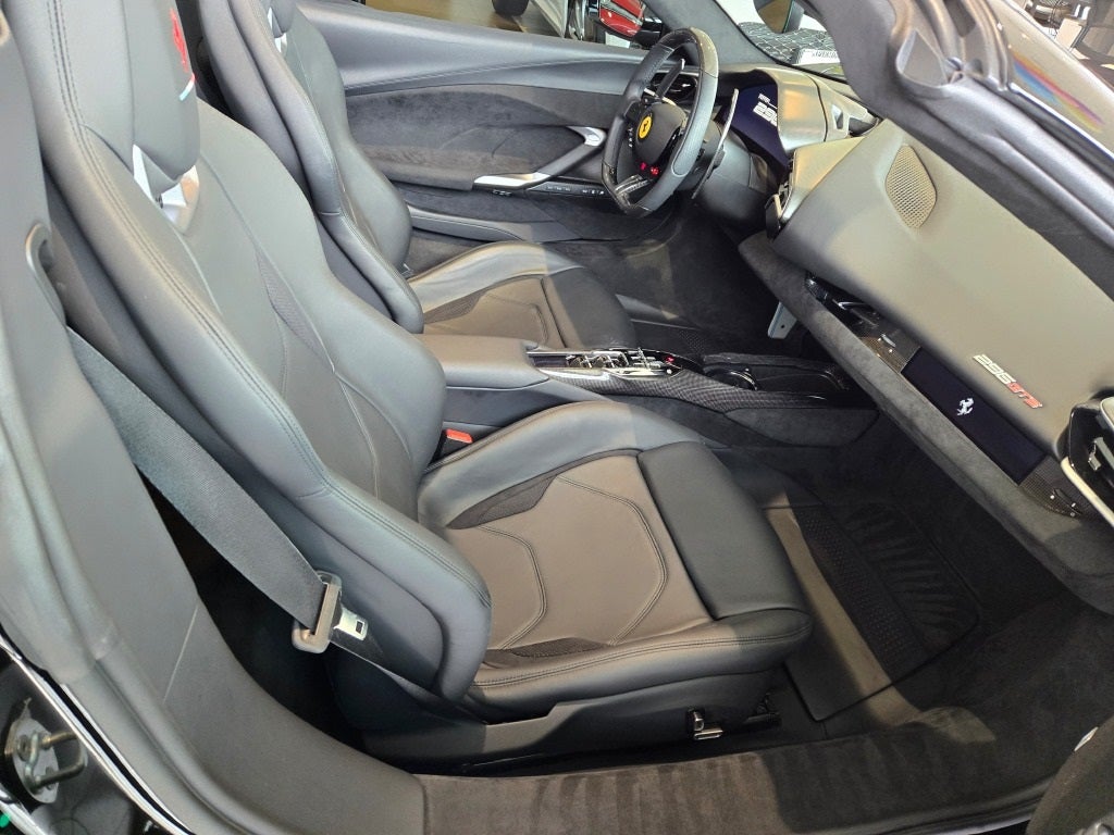 2025 Ferrari 296 GTS GTS